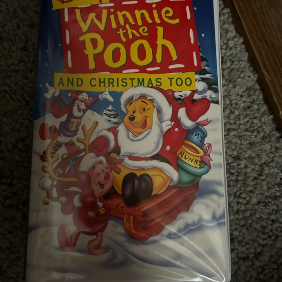 Winnie the pooh and christmas too vhs - Picture 1 of 2